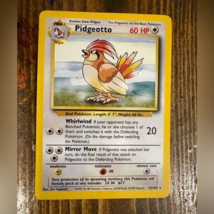 Pidgeotto Pokémon Card